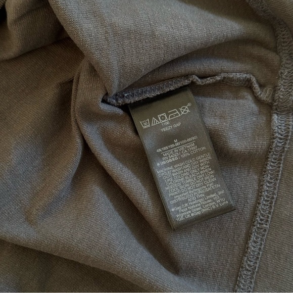 NEW! YZY GAP Dove Long Sleeve Tshirt, Color Grey, Size M, Authentic! - Picture 7 of 8